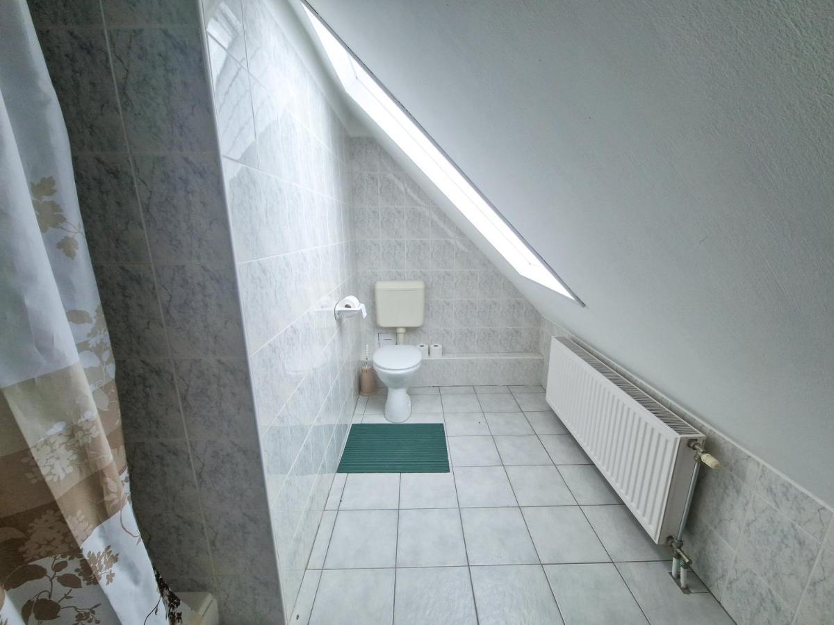 Weinberger Vendeghaz Hotel Zamardi Ngoại thất bức ảnh