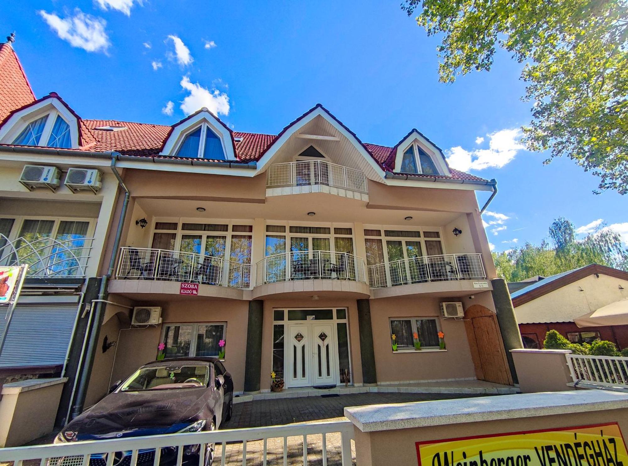 Weinberger Vendeghaz Hotel Zamardi Ngoại thất bức ảnh